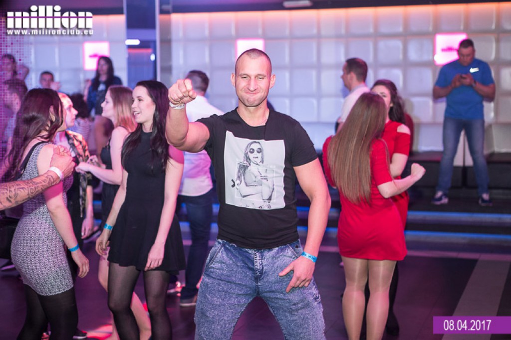 Sobotnia impreza w klubie Million