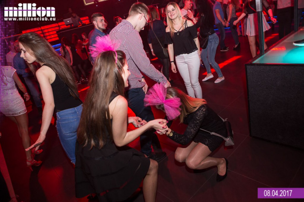 Sobotnia impreza w klubie Million