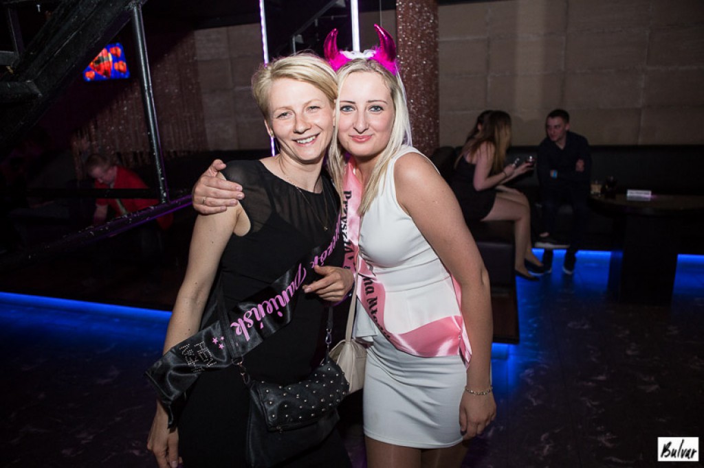 Sobotnia impreza w klubie Million