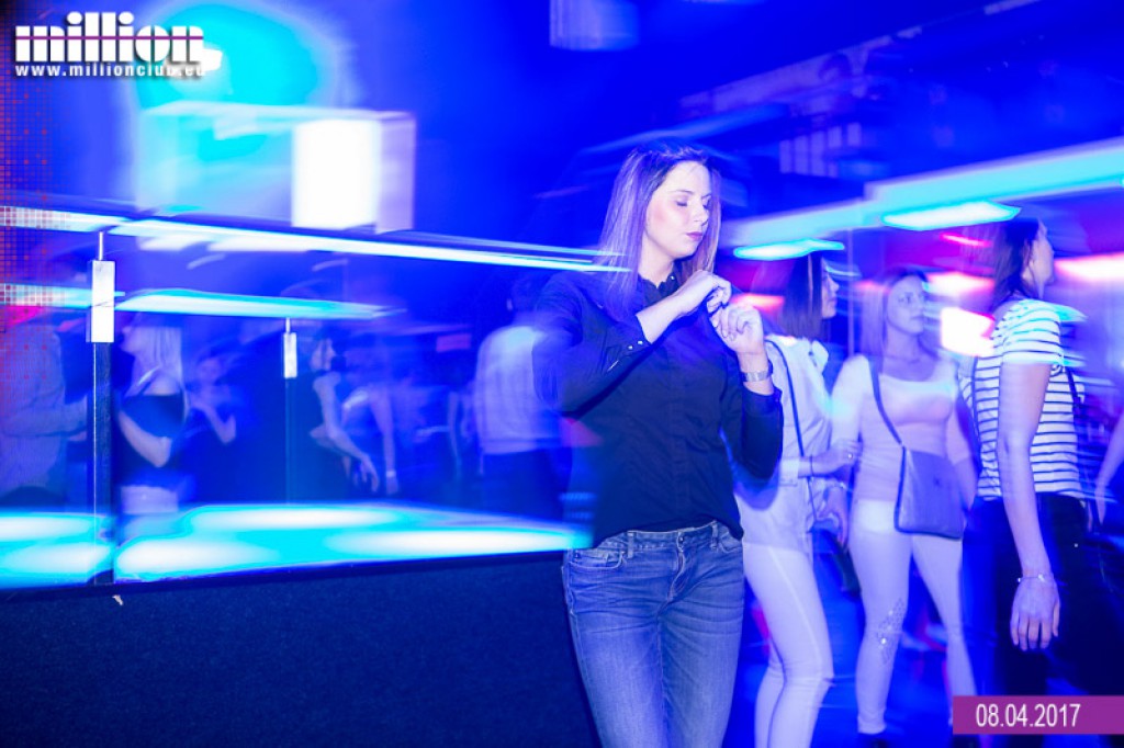 Sobotnia impreza w klubie Million