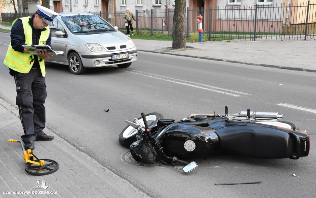 Panda uderzyła w motocykl