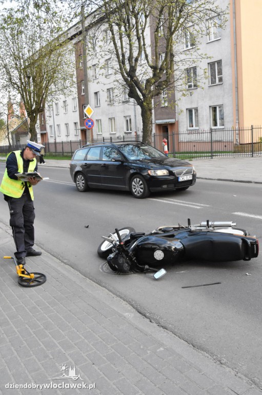 Panda uderzyła w motocykl