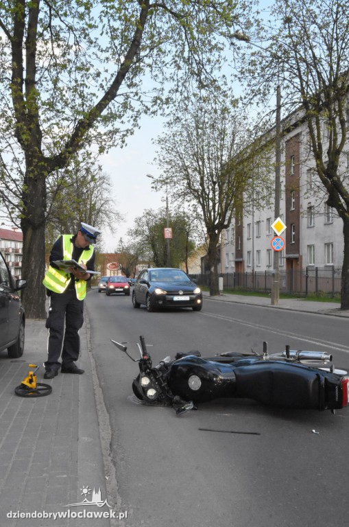 Panda uderzyła w motocykl