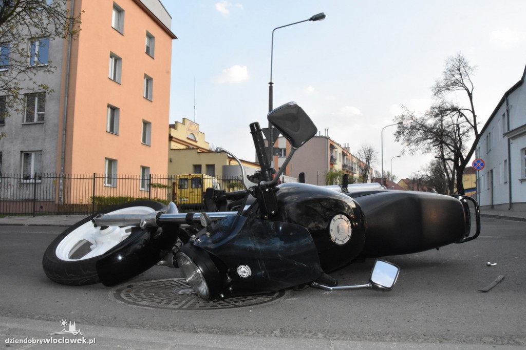 Panda uderzyła w motocykl
