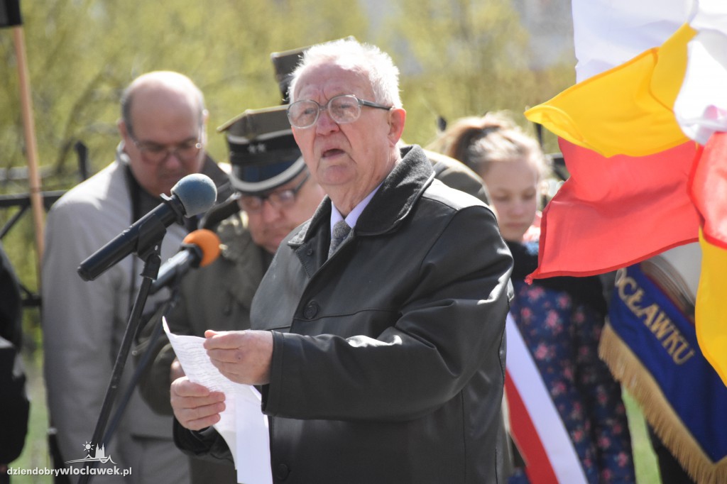 Uroczystość pod Pomnikiem Sapera