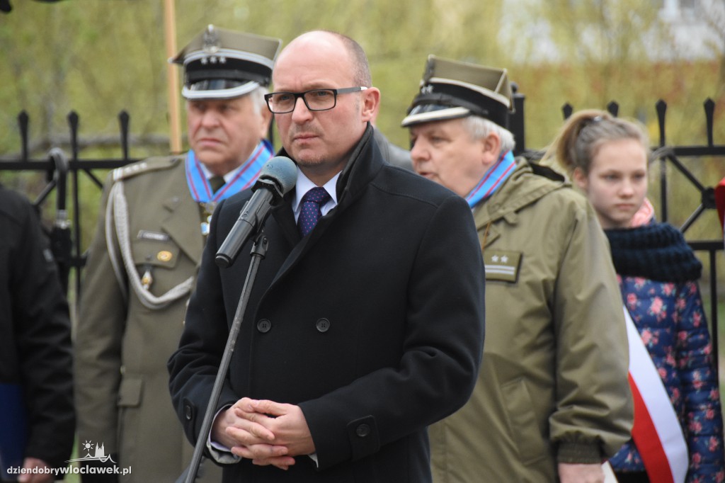 Uroczystość pod Pomnikiem Sapera