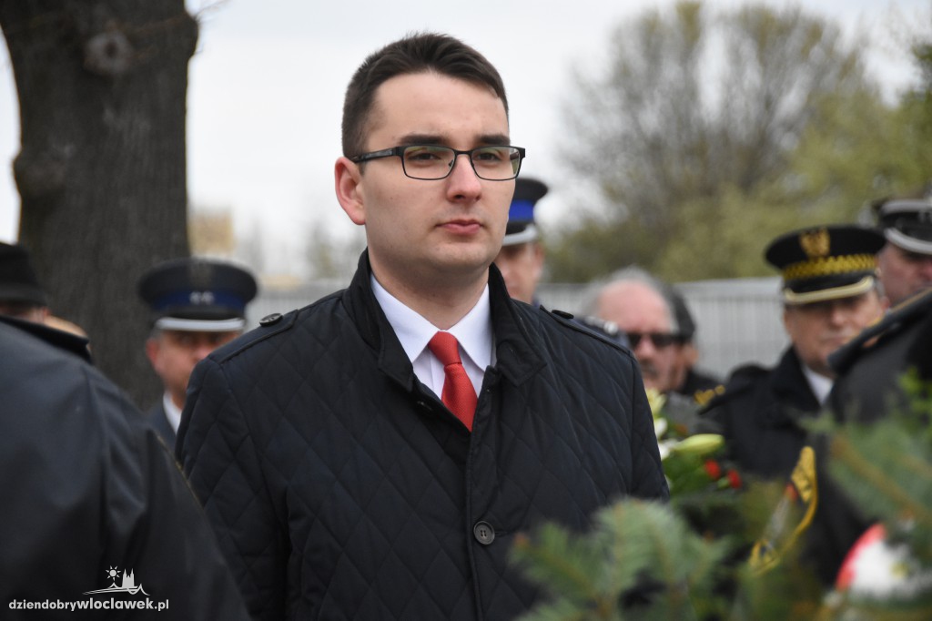 Uroczystość pod Pomnikiem Sapera