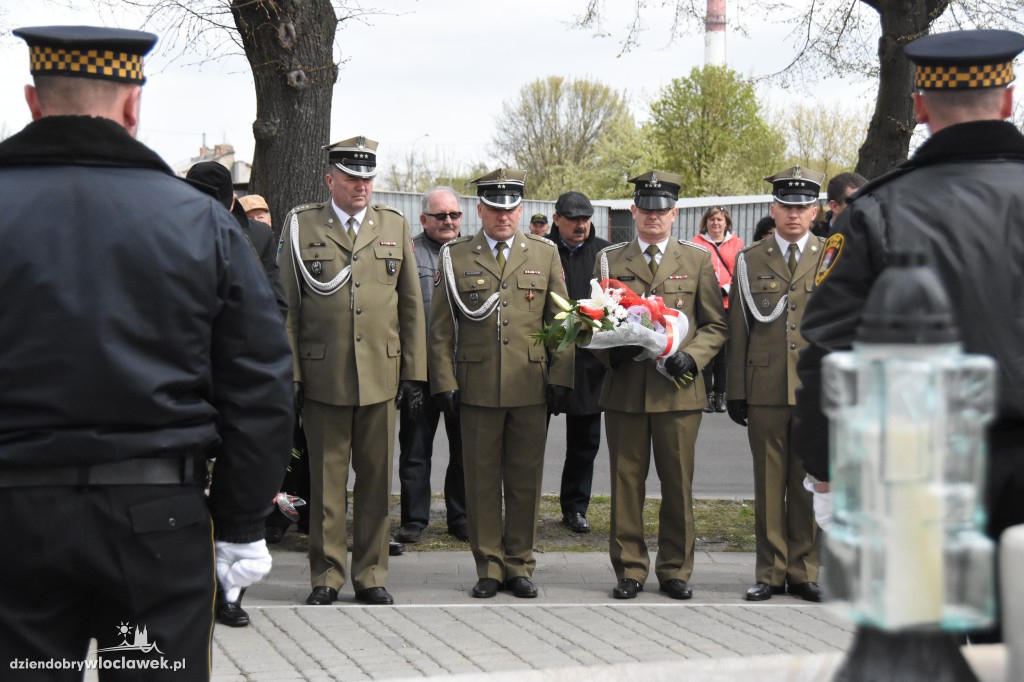 Uroczystość pod Pomnikiem Sapera