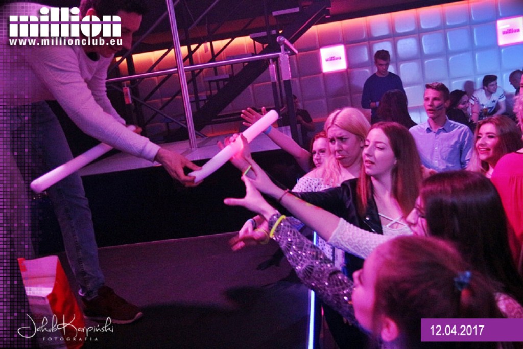 Gorące Fluo Party w Million Club