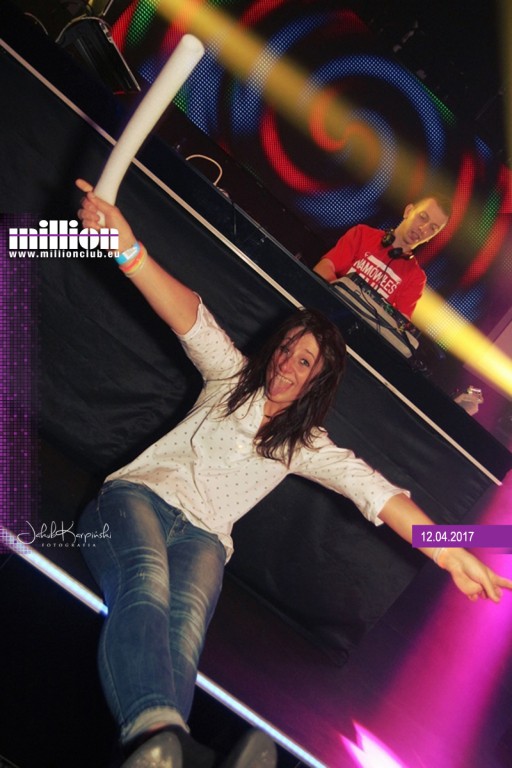 Gorące Fluo Party w Million Club