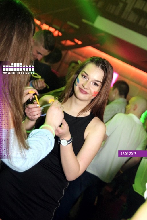 Gorące Fluo Party w Million Club