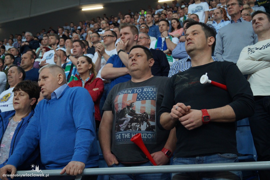 Kibice na meczu Anwil - Rosa w Hali Mistrzów