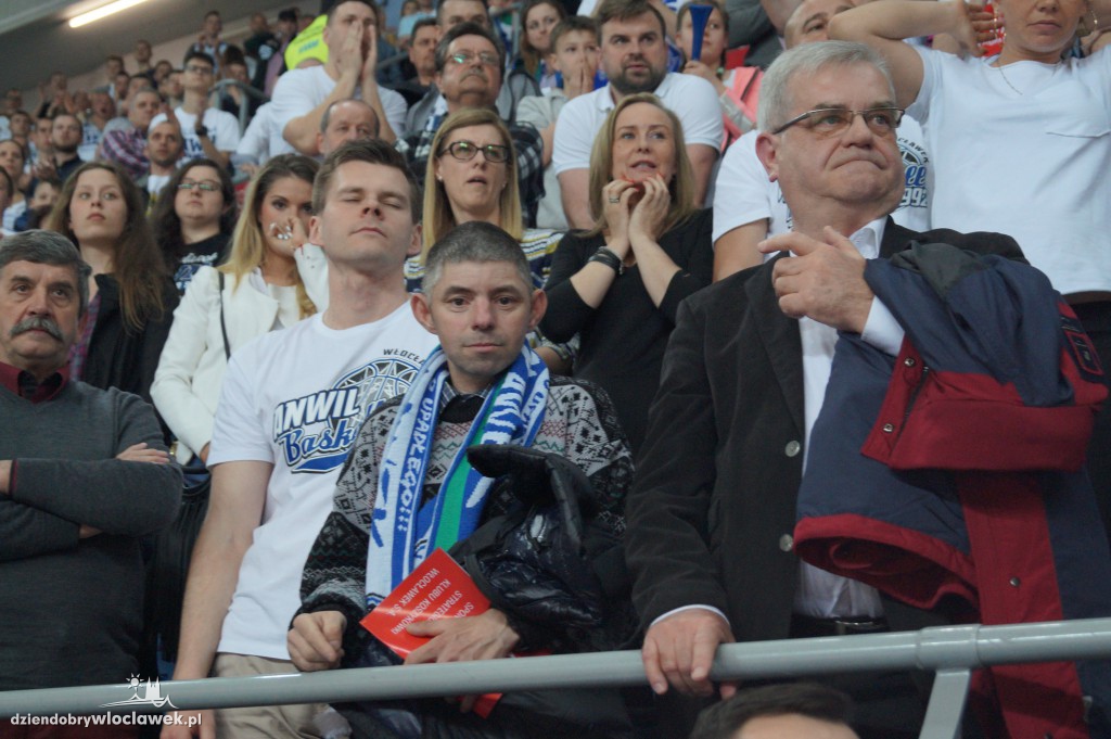 Kibice na meczu Anwil - Rosa w Hali Mistrzów