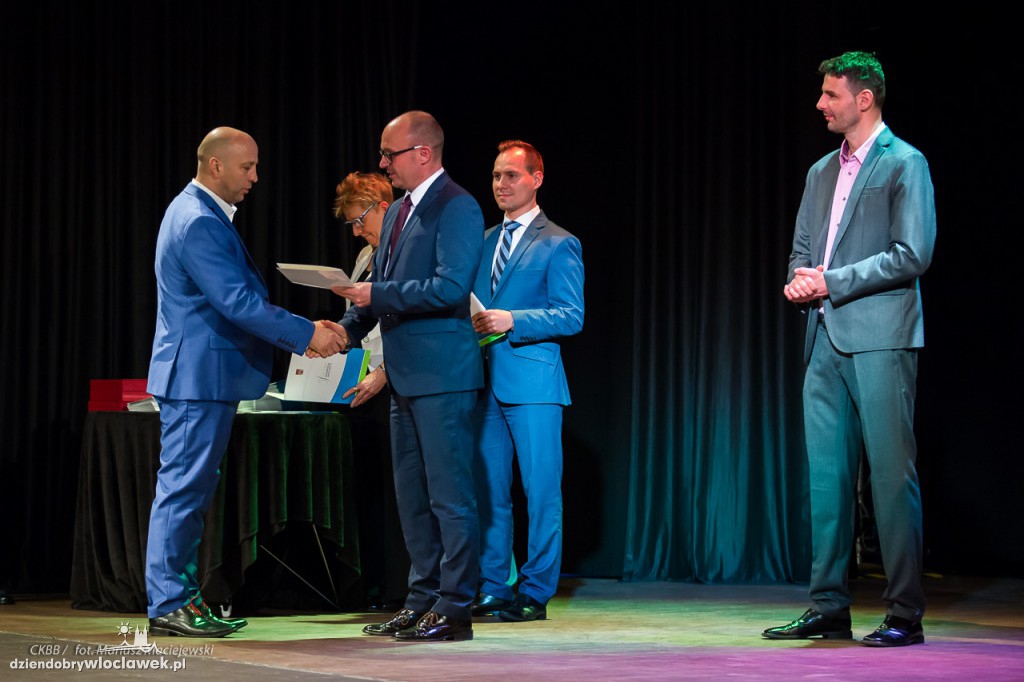 Prezydent nagrodził sportowców