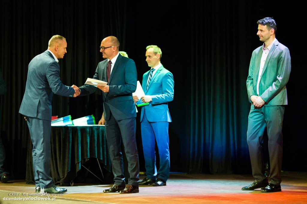 Prezydent nagrodził sportowców