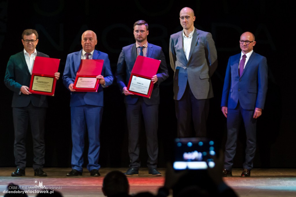 Prezydent nagrodził sportowców