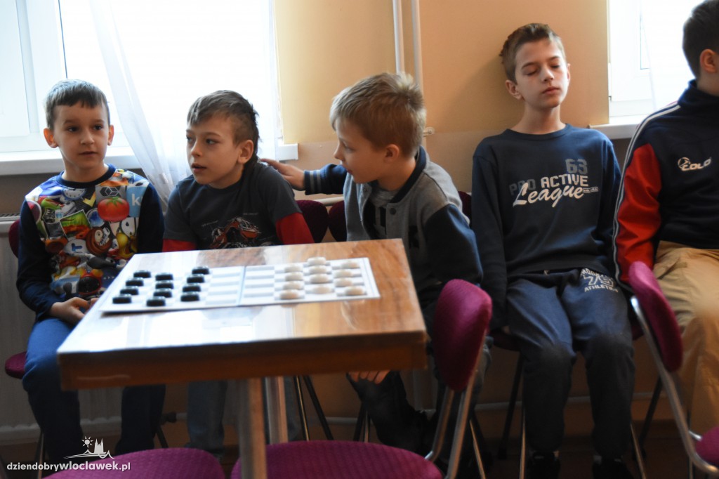 Warcaby w Szkole Muzycznej
