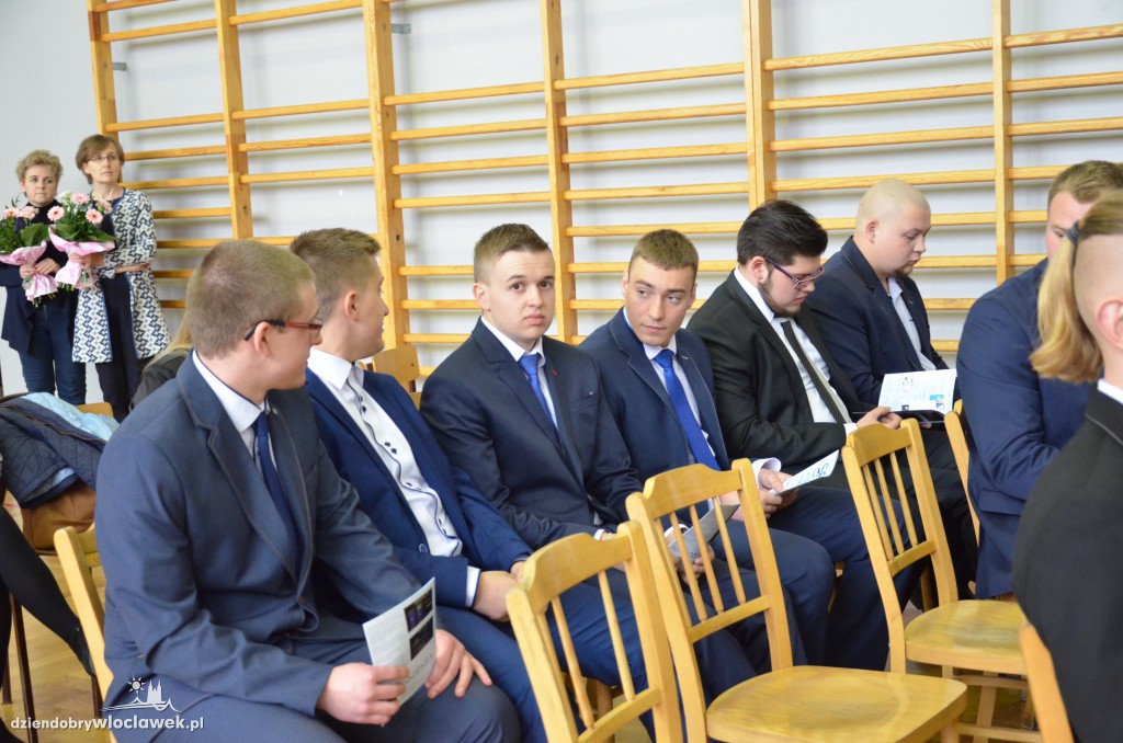 Maturzyści z ZSB zakończyli rok szkolny