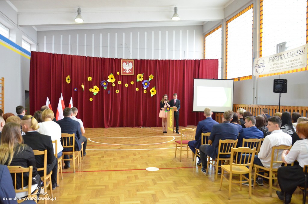 Maturzyści z ZSB zakończyli rok szkolny