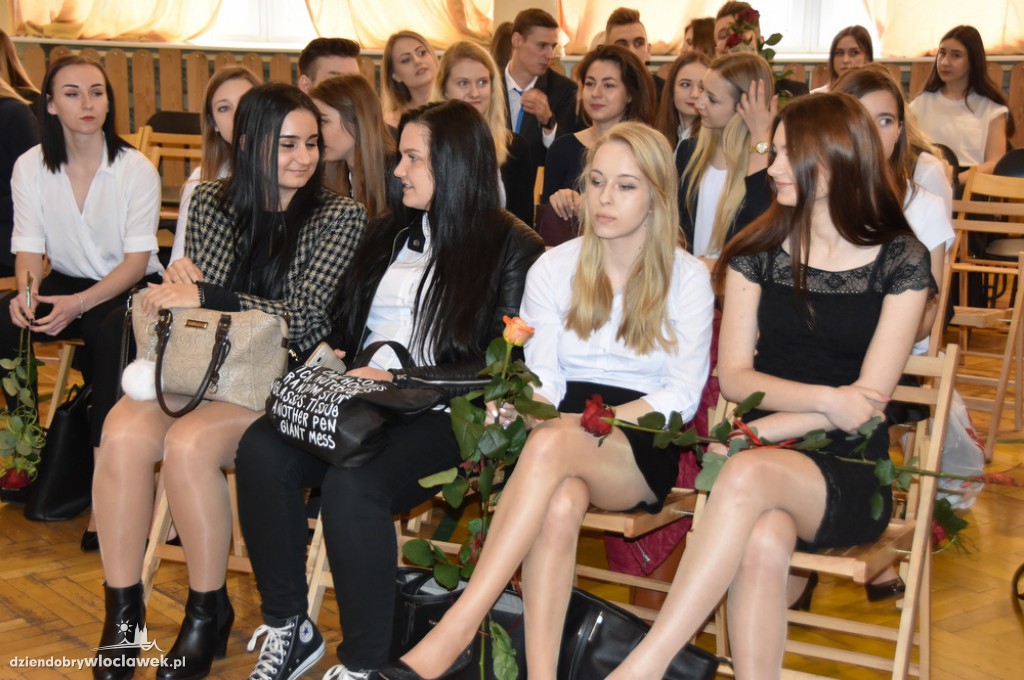 Pożegnanie uczniów klas III w Koperniku