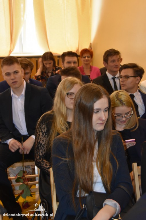 Pożegnanie uczniów klas III w Koperniku