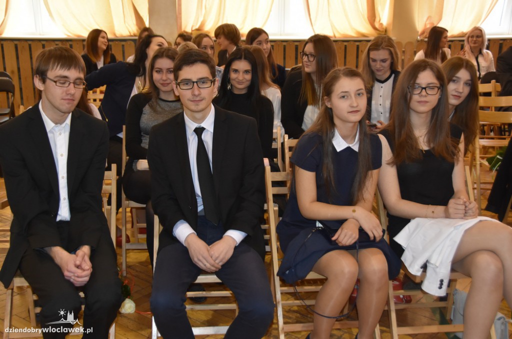 Pożegnanie uczniów klas III w Koperniku