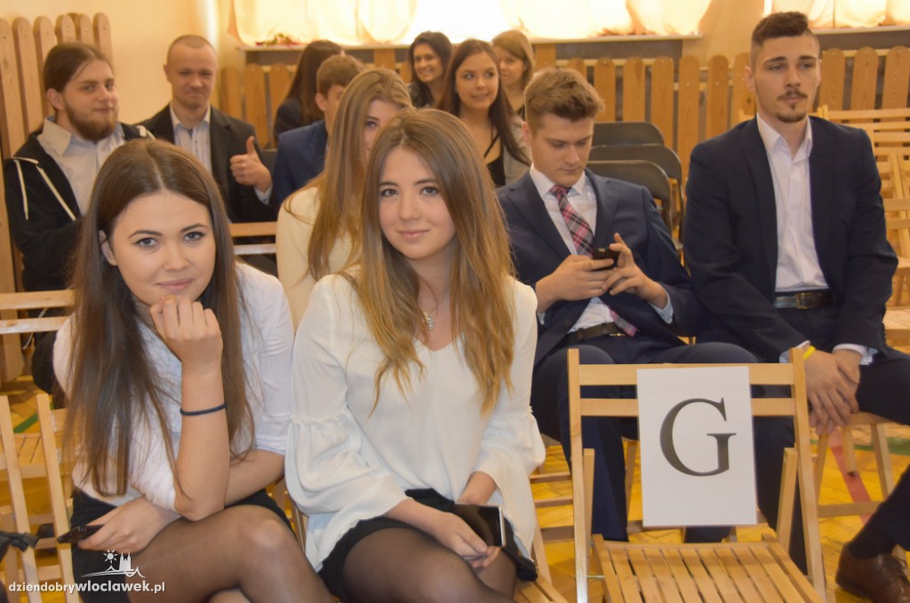 Pożegnanie uczniów klas III w Koperniku