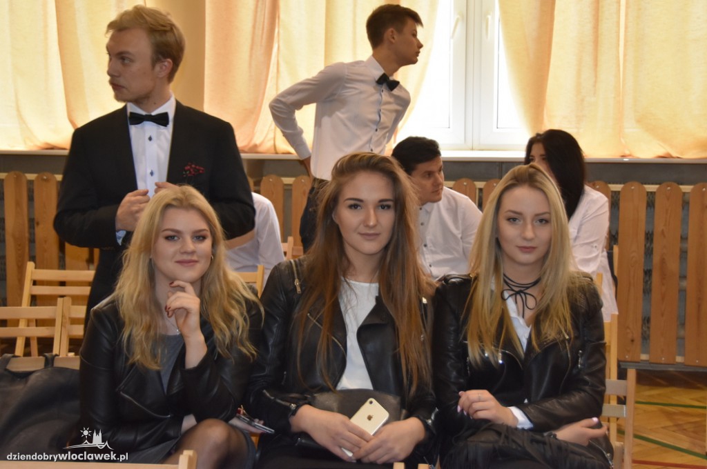 Pożegnanie uczniów klas III w Koperniku