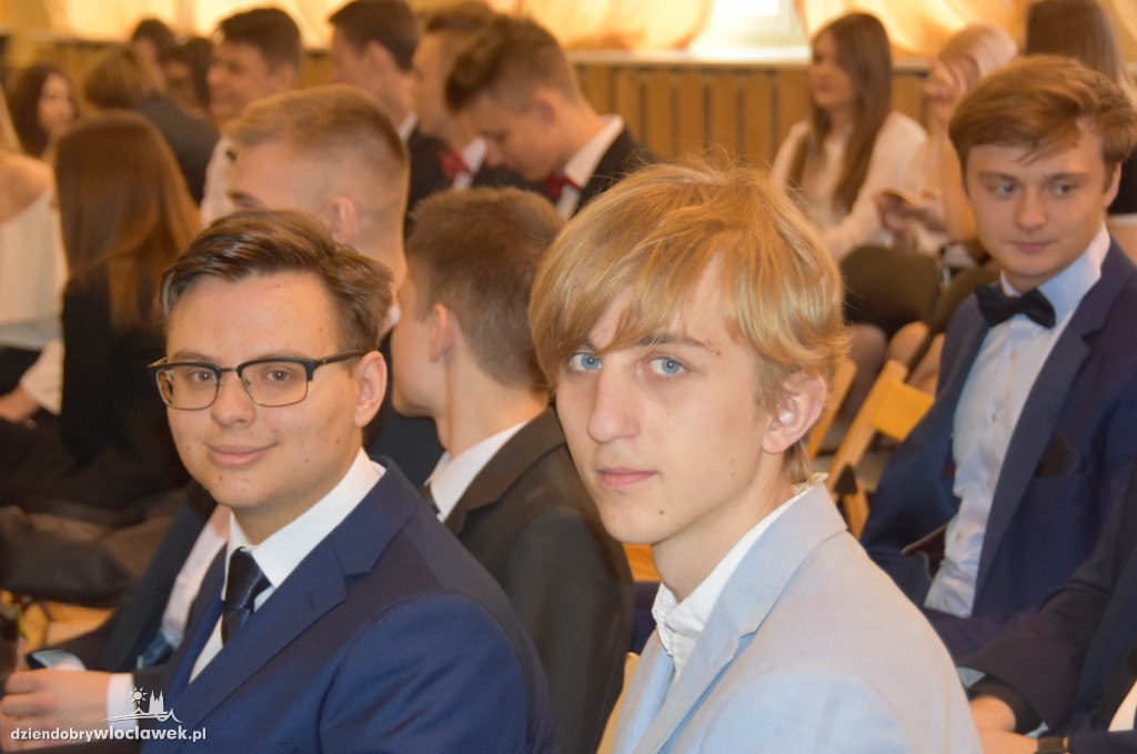 Pożegnanie uczniów klas III w Koperniku