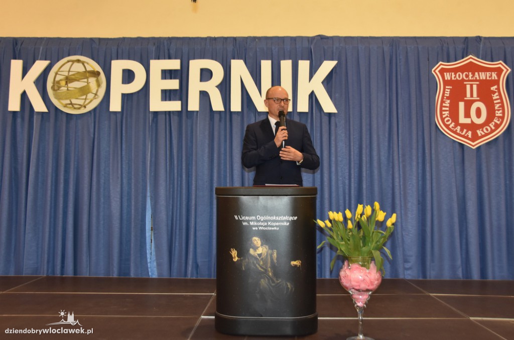 Pożegnanie uczniów klas III w Koperniku