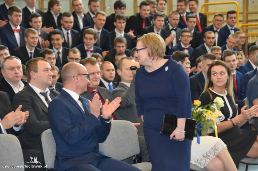 Pożegnanie abiturientów w Elektryku