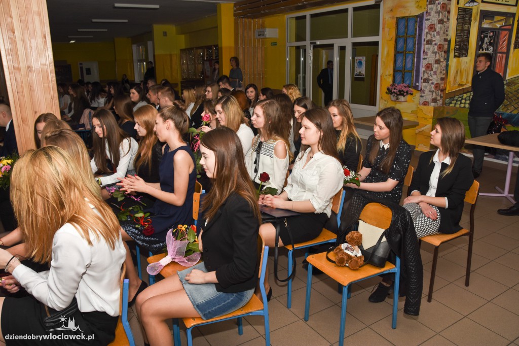 Pożegnanie abiturientów w Baczyńskim