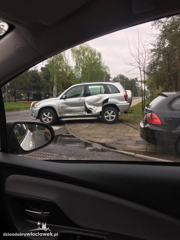 Bmw i toyota zderzyły się w Michelinie