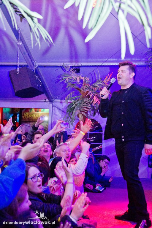 Akcent i Zenek Martyniuk porwali tłumy