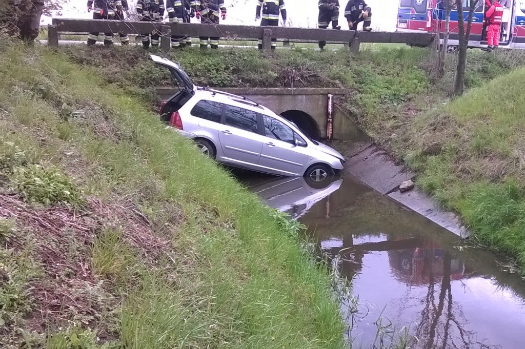 Zjechał do rowu. Dlaczego?