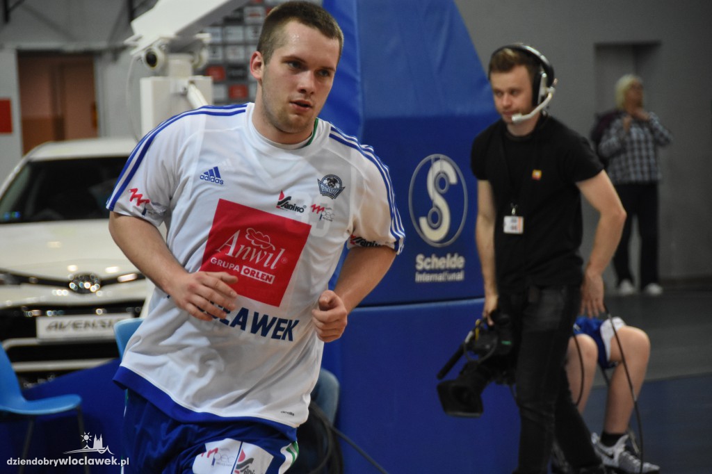 Anwil górą w drugim meczu ćwierćfinału