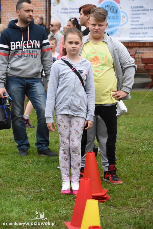 Piknik Z Baczyńskim do gwiazd
