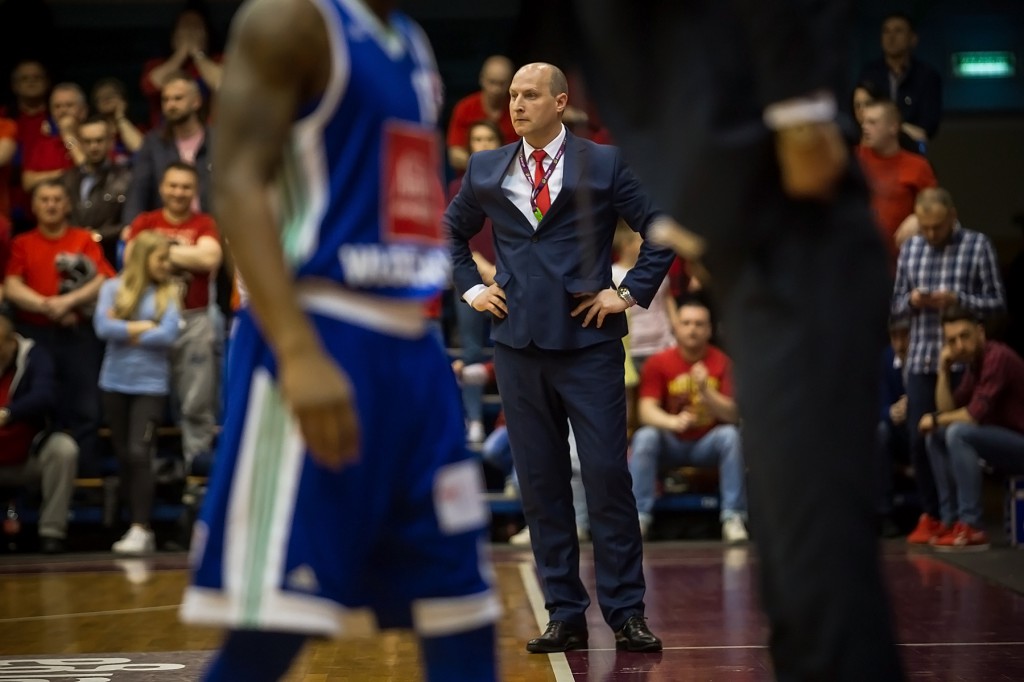 Anwil wygrywa z Czarnymi Słupsku