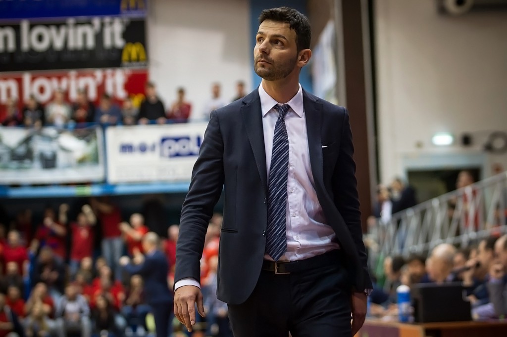 Anwil wygrywa z Czarnymi Słupsku