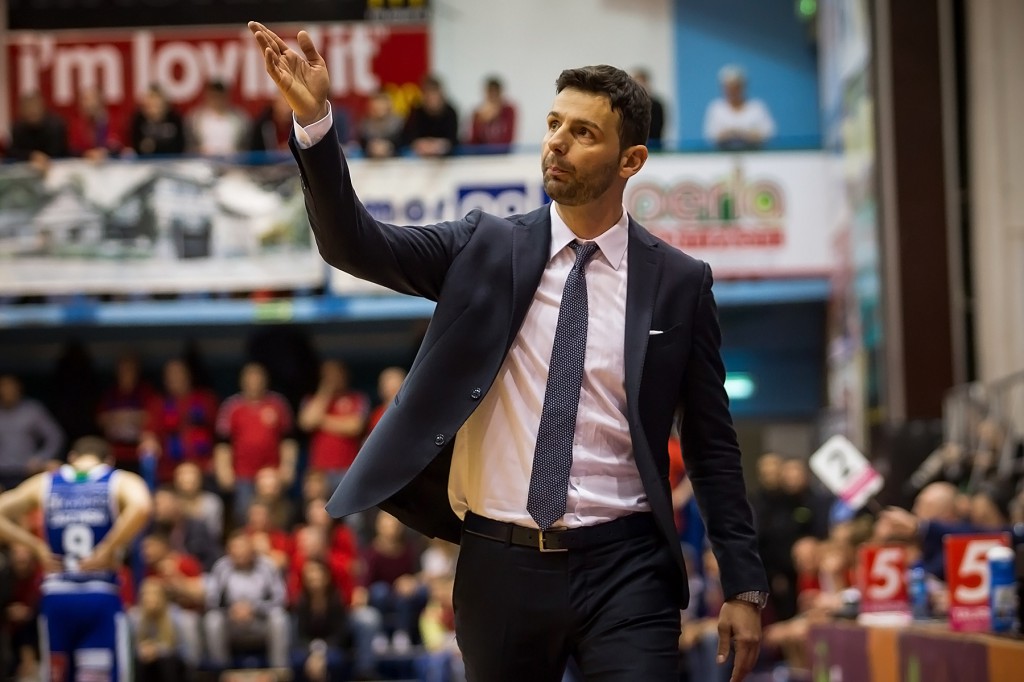 Anwil wygrywa z Czarnymi Słupsku
