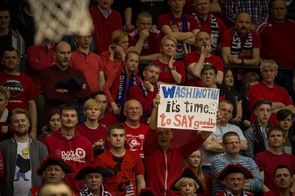 Anwil wygrywa z Czarnymi Słupsku