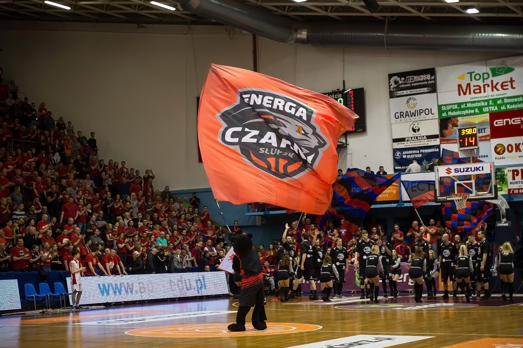 Czarne Pantery silniejsze od Rottweilerów