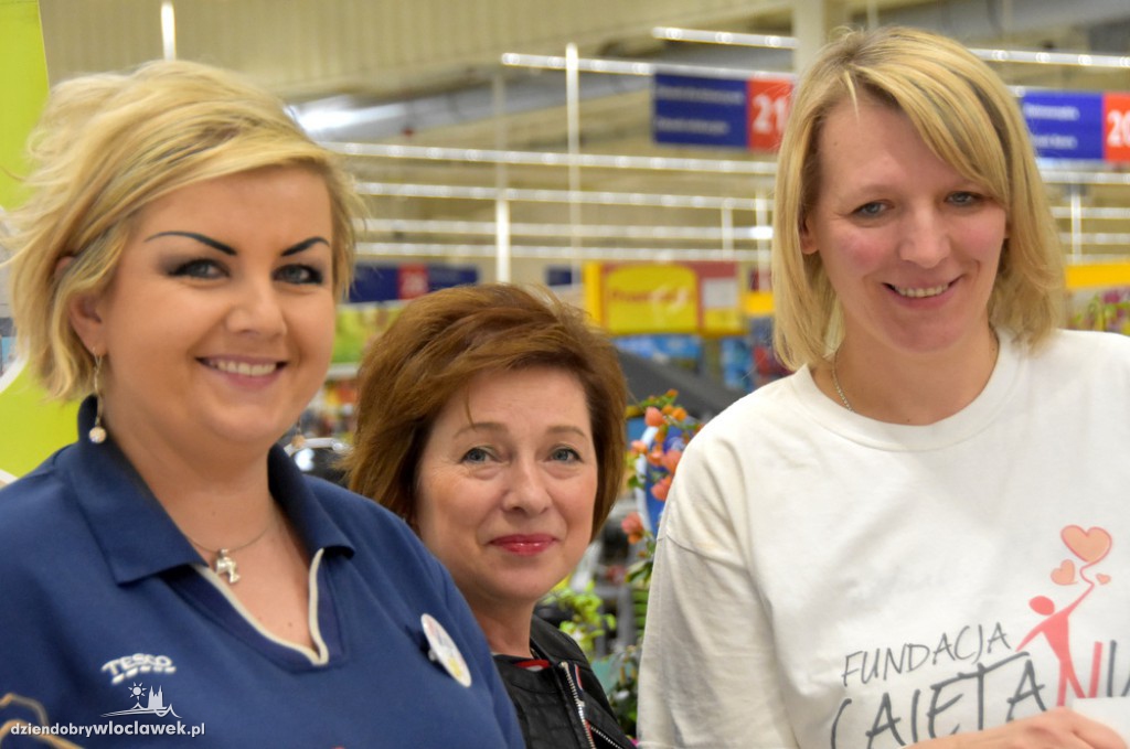 Caietanus z czekiem od Tesco