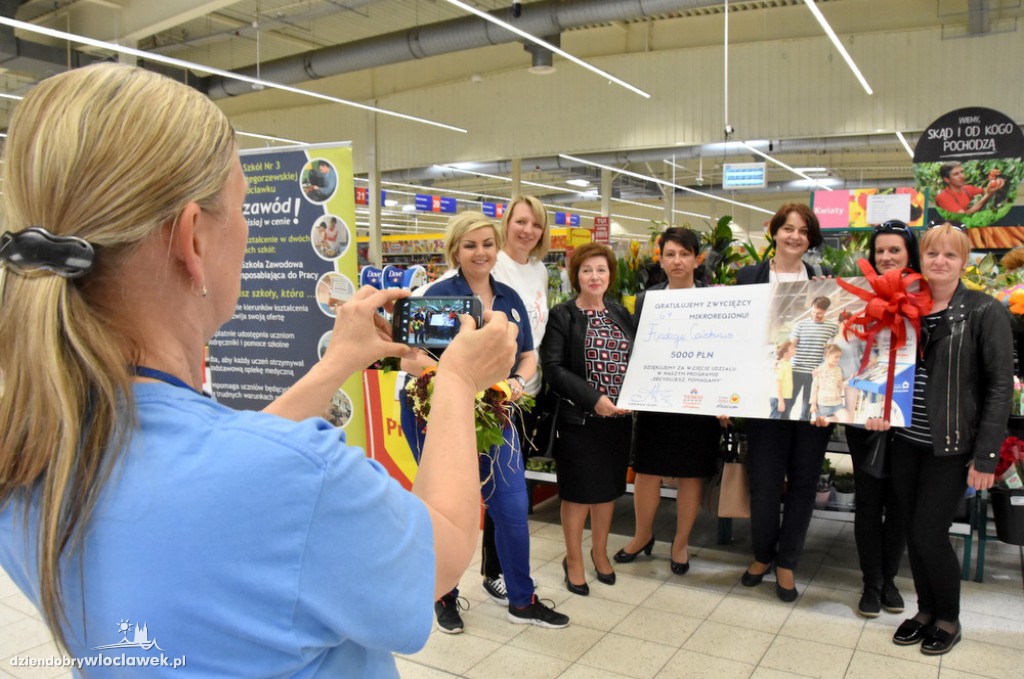 Caietanus z czekiem od Tesco