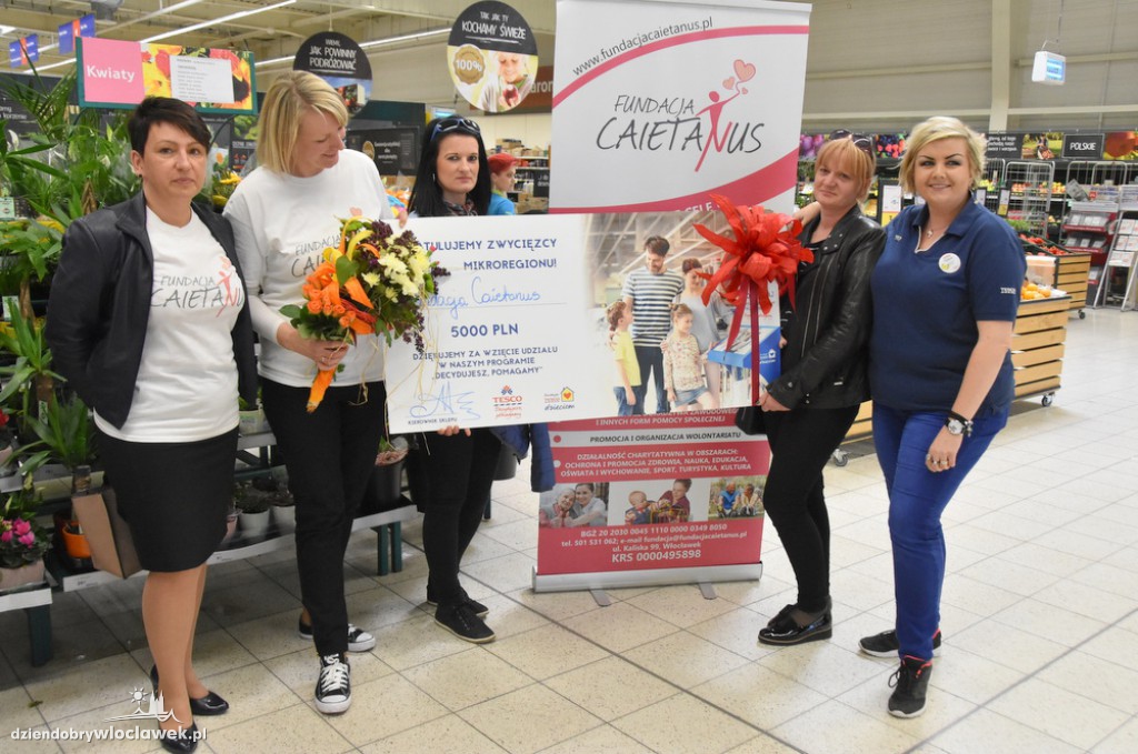 Caietanus z czekiem od Tesco