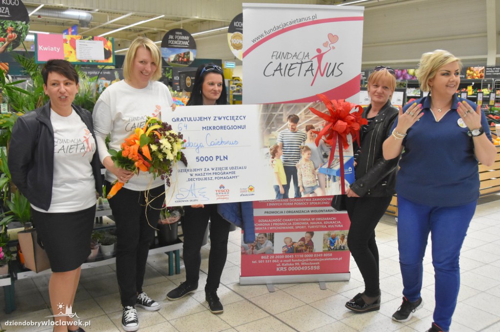 Caietanus z czekiem od Tesco