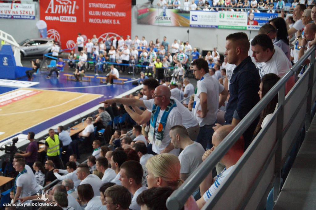 Kibice na meczu Anwil - Energa Czarni