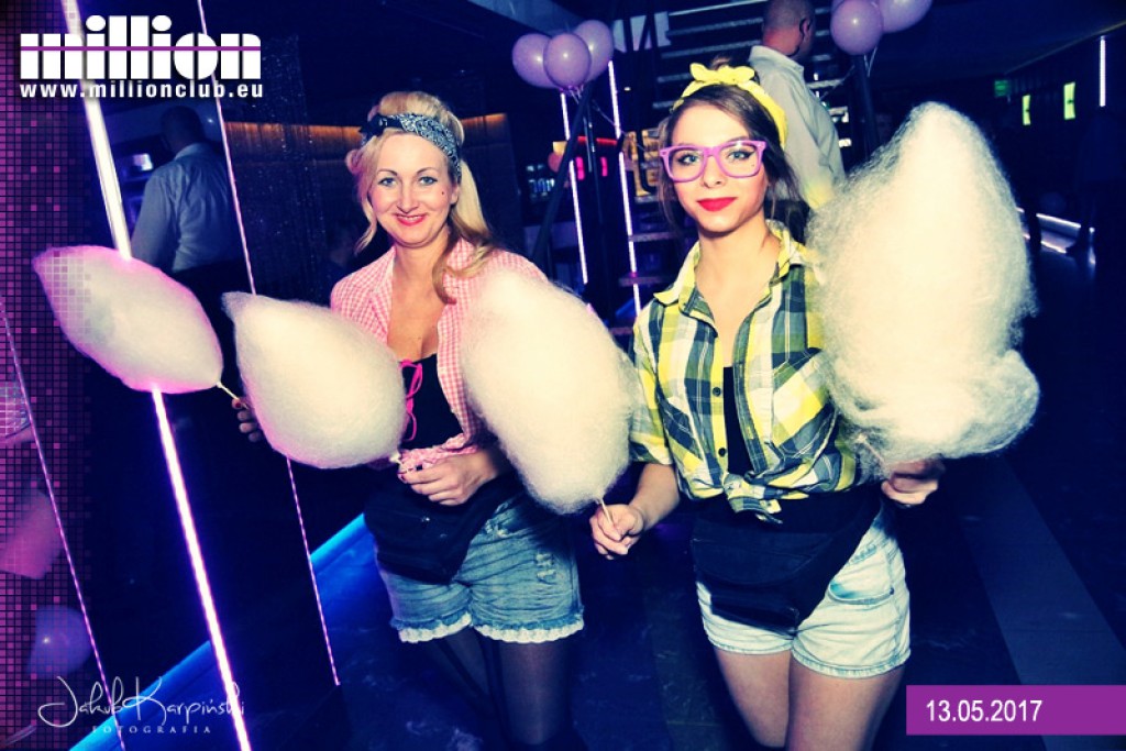 Sobotnia impreza w klubie Million