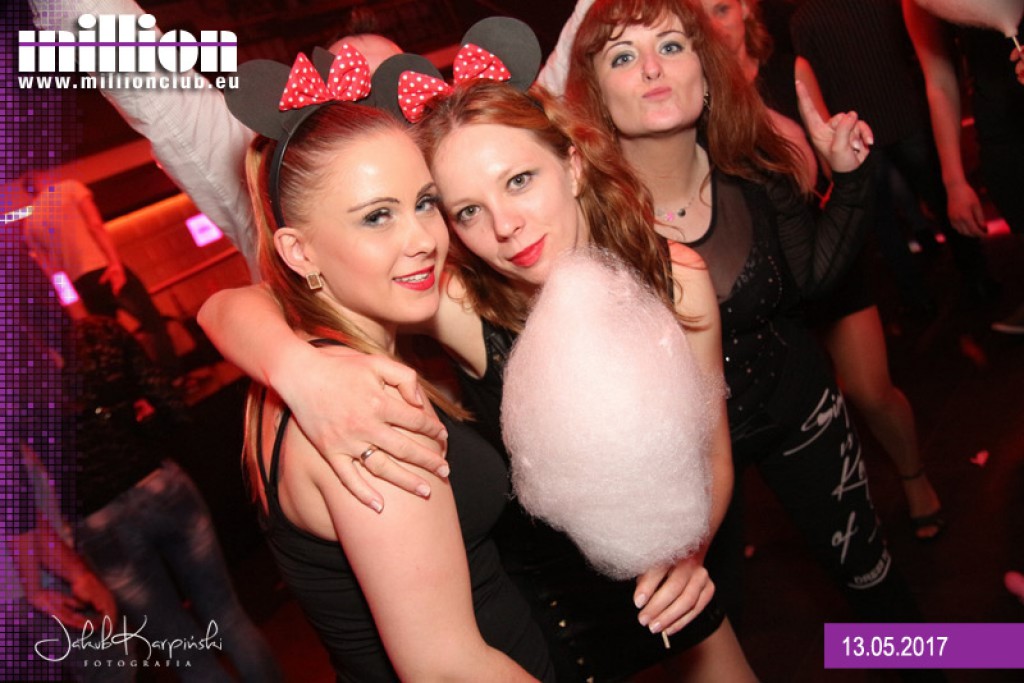 Sobotnia impreza w klubie Million