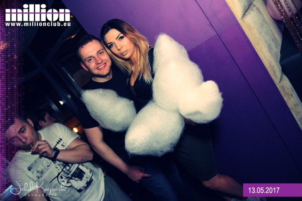 Sobotnia impreza w klubie Million
